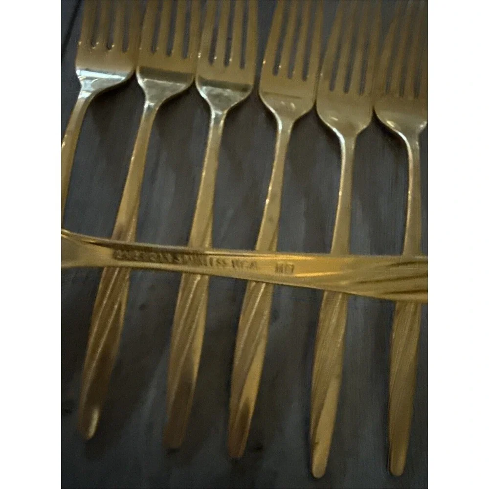 7 Pcs International Silver American Flair Gold Dinner‎  Fork